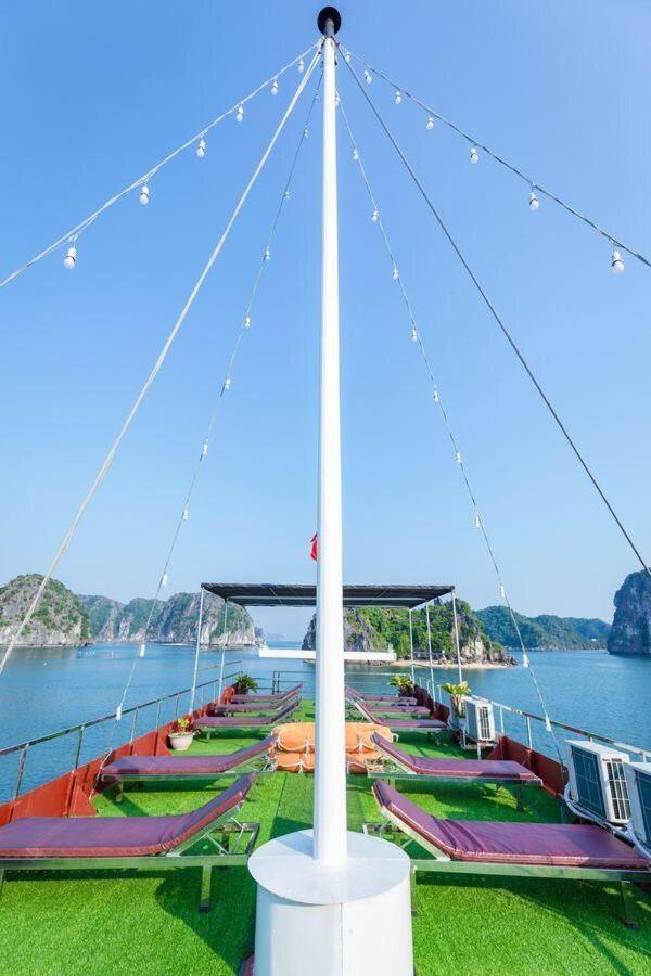 Cat Ba Bay Cruises Hotel Dong Khe Sau Exterior photo